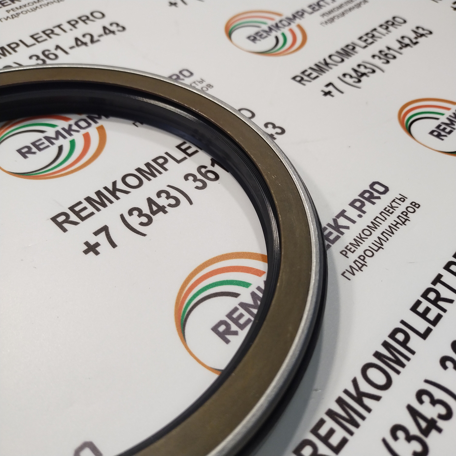 180-00472  180-00444 Сальник