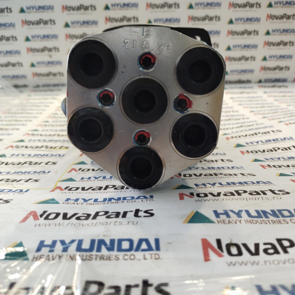 31Q6-21013 Джойстик левый (3)