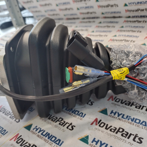 31Q6-21023 Джойстик правый (4)