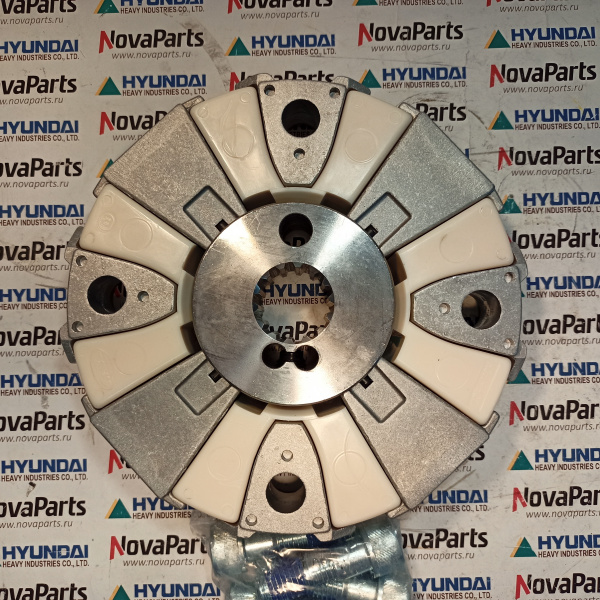 11N6-15010 Муфта соединительная в сборе(2)